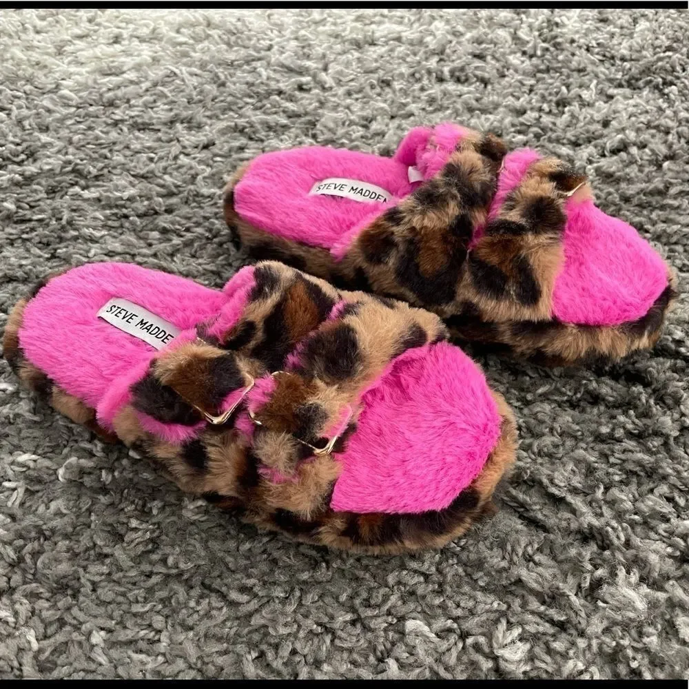 NWT Steve Madden Kids Around Cozy Slippers